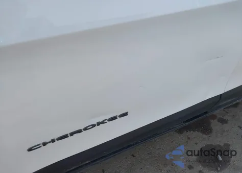 2016 Jeep Cherokee Trailhawk from USA, damaged, VIN 1C4PJMBS9GW109596